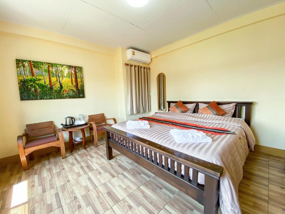 Kavil Guesthouse Чиангмай Екстериор снимка