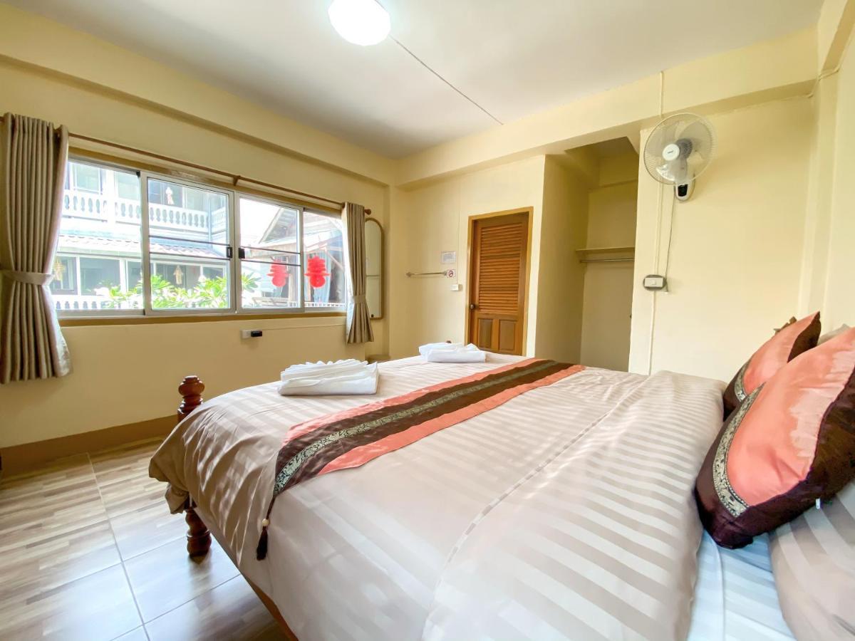 Kavil Guesthouse Чиангмай Екстериор снимка