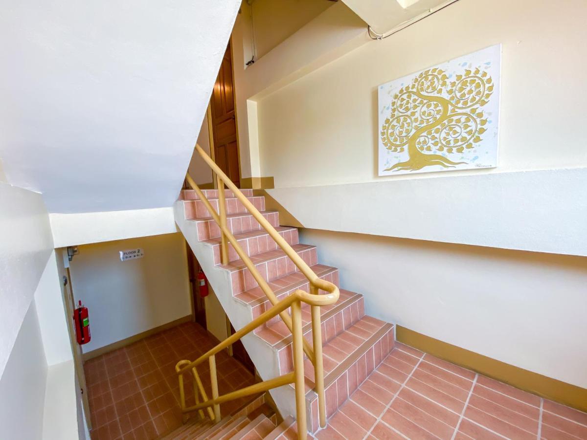 Kavil Guesthouse Чиангмай Екстериор снимка