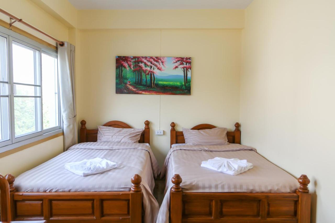 Kavil Guesthouse Чиангмай Екстериор снимка