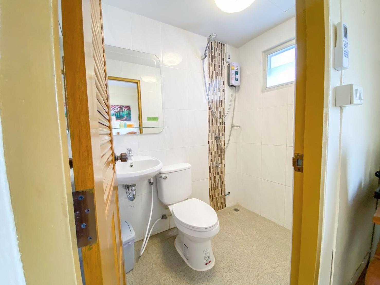 Kavil Guesthouse Чиангмай Екстериор снимка