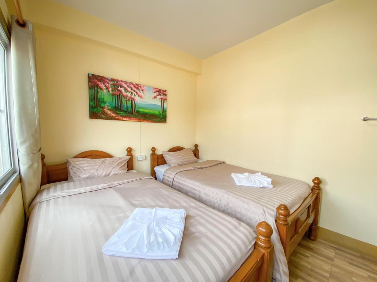 Kavil Guesthouse Чиангмай Екстериор снимка